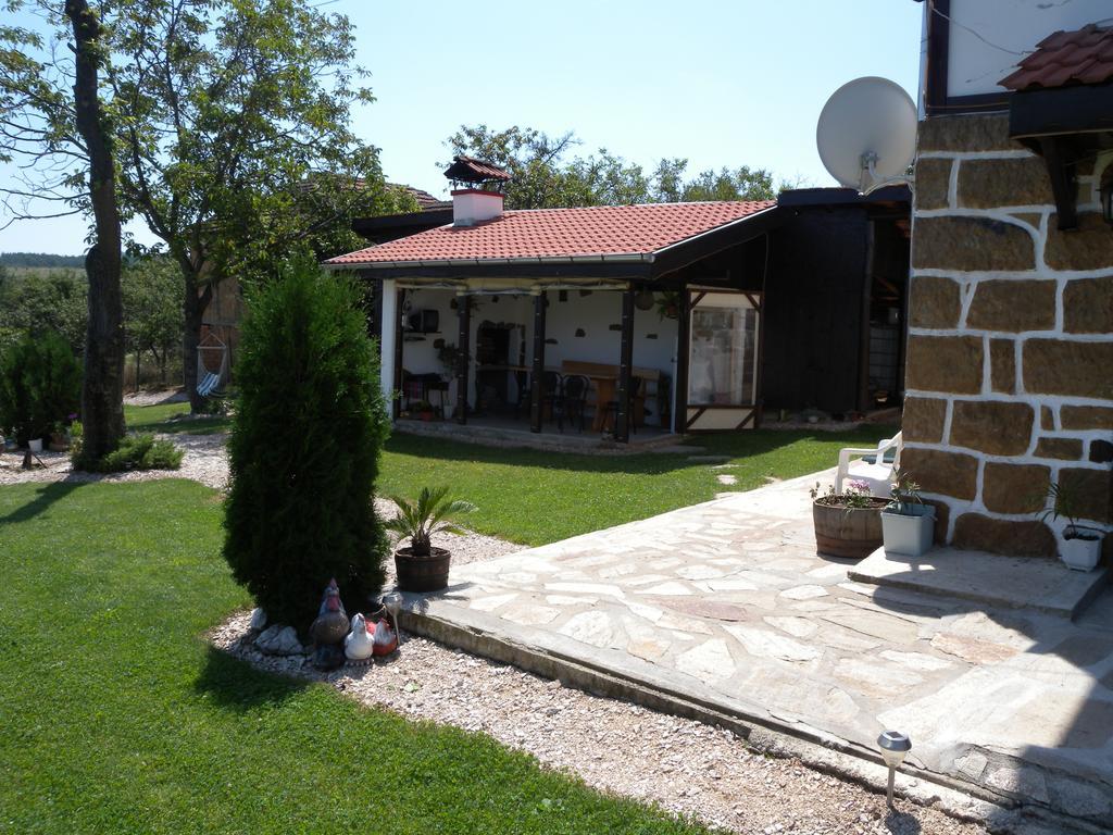 Guest House Relax Dŭbravka Exterior foto